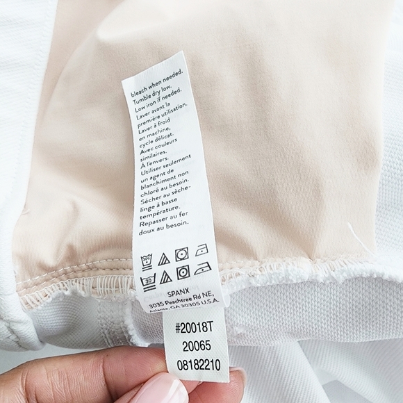 SPANX White Ankle-Length Sculpting Leggings - Size XSP - Picture 11 of 11